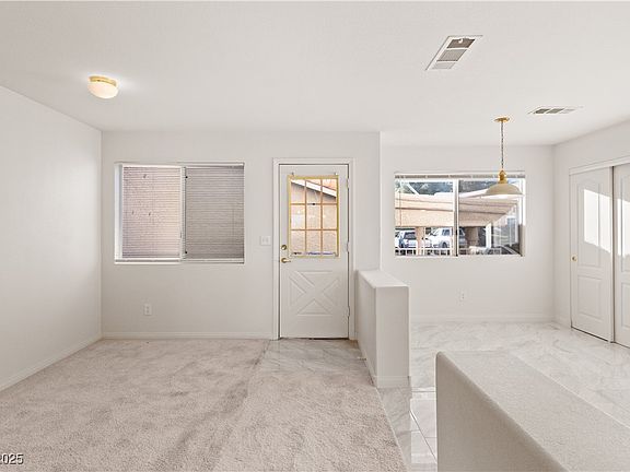5th image of 2162 Camel Mesa Dr