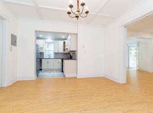 412 Beverley Rd #2, Brooklyn, NY 11218