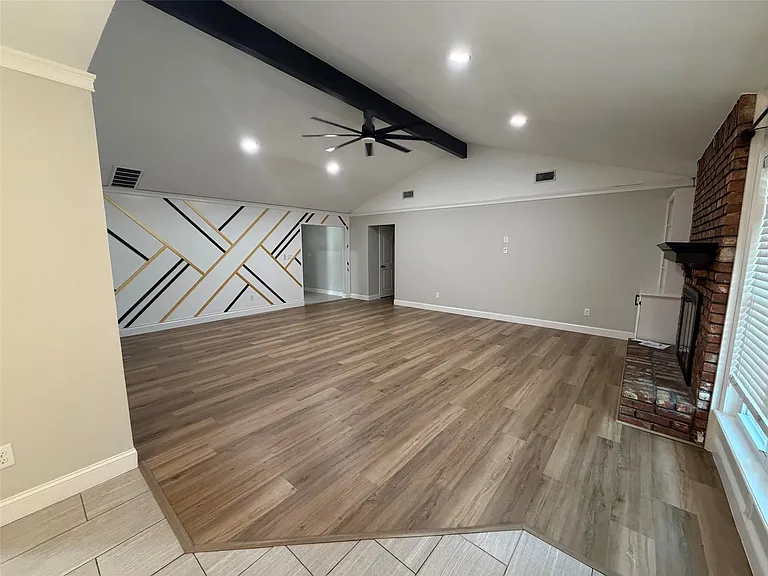 9814 E 37th Ct — Photo 5