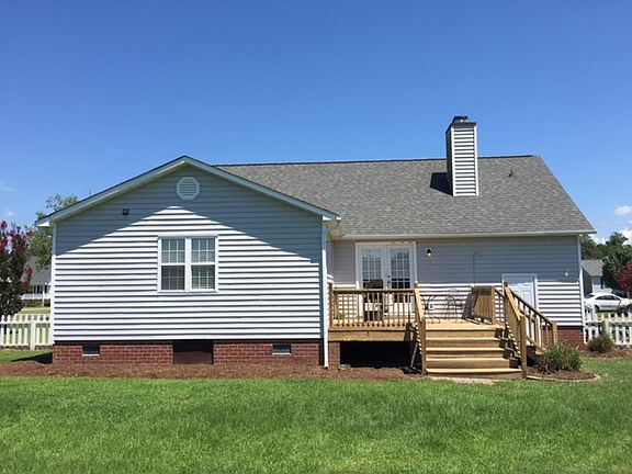 5th image of 348 Vineyard Cir