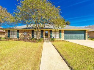212 Lake Crescent Cir, Houma, LA 70360