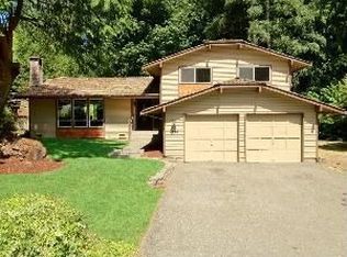 3440 NE Quinault Dr, Bremerton, WA 98311