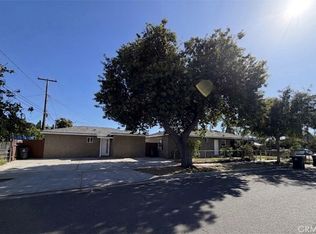 1621 S Diamond St, Santa Ana, CA 92704