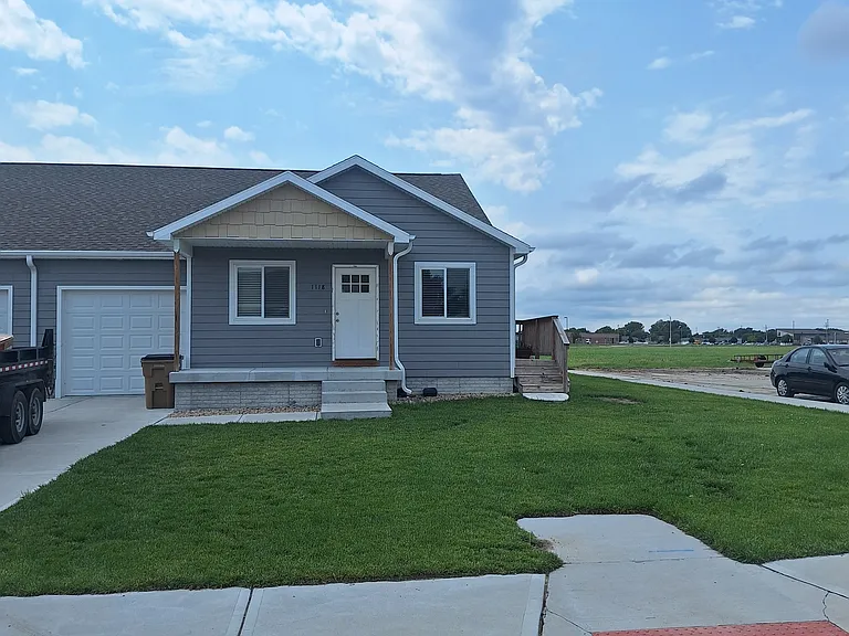 1116-1118 Jake Dr — Photo 2