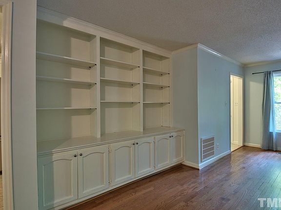 5th image of 3116 Stanford Dr