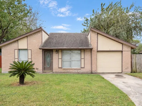 1511 Birch Bend Cir, Houston, TX 77067