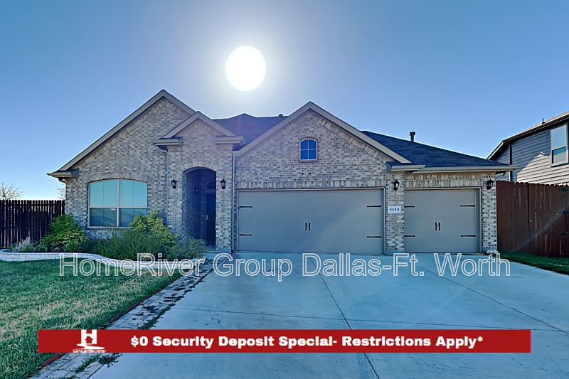 1st image of 1133 Berwick Ct