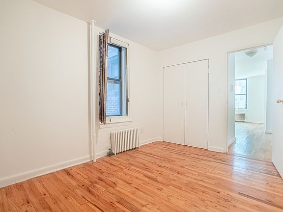 3rd image of 484 Clinton Ave APT 1A