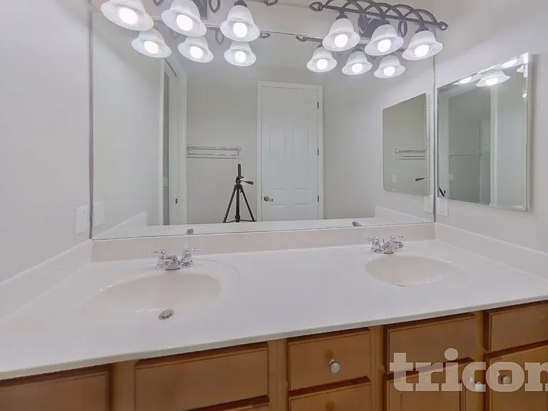 33314 Portal Dr — Photo 7