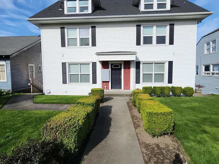 2412 Rucker Ave #2 — Photo 25