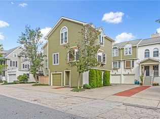 22 Miles Ave, Providence, RI 02906