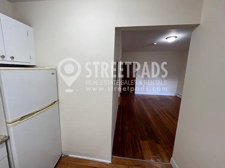 64 Brighton Ave — Photo 6