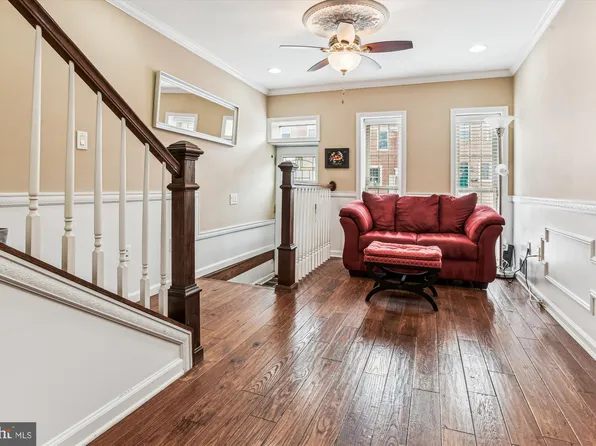 1126 Nanticoke St, Baltimore, MD 21230