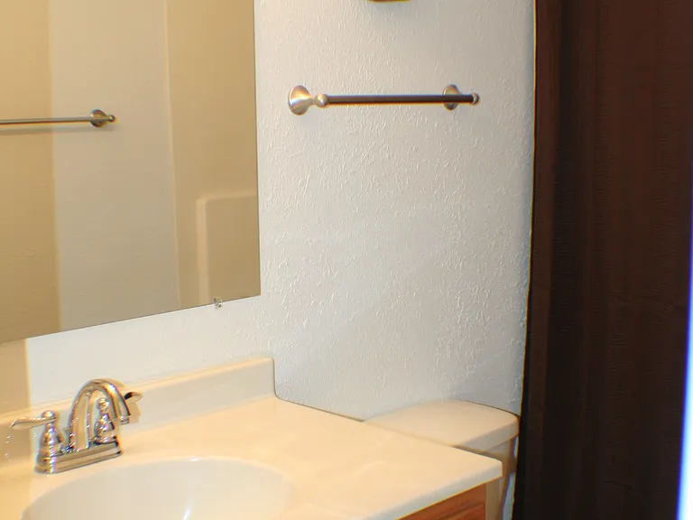Upstairs full bathroom