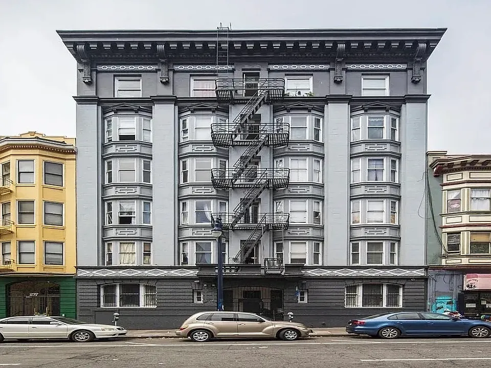 245 Leavenworth St