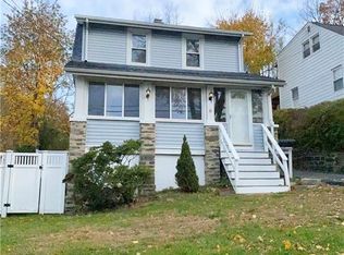 6 Sherman Ave #1, Greenwich, CT 06830