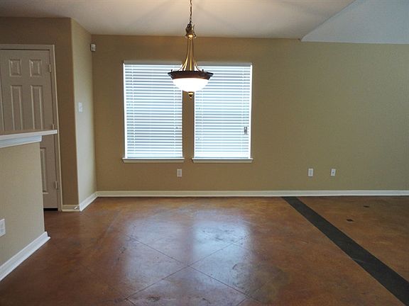 3rd image of 6718 Wellington Meadows Dr