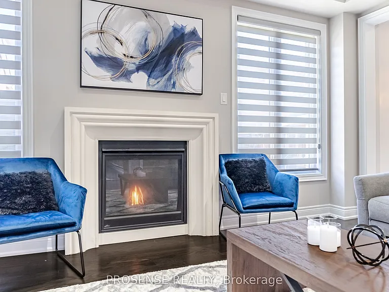8 Macbean Cres — Photo 17