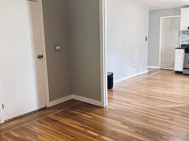 1028 N Shore Rd — Photo 12