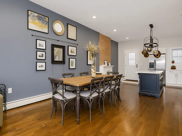 544 Lexington Avenue image 5 of 11