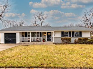 328 N Bissell Dr, Palatine, IL 60074