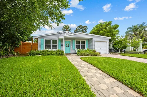 537 Margaret St Photo 1