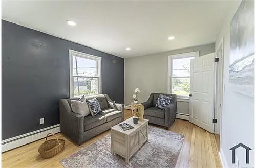 220 Fairfield Ave #2 Photo 1