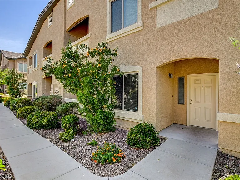 8985 S Durango Dr #1099 — Photo 3