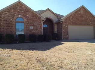 3010 Eagle Ln, Midlothian, TX 76065