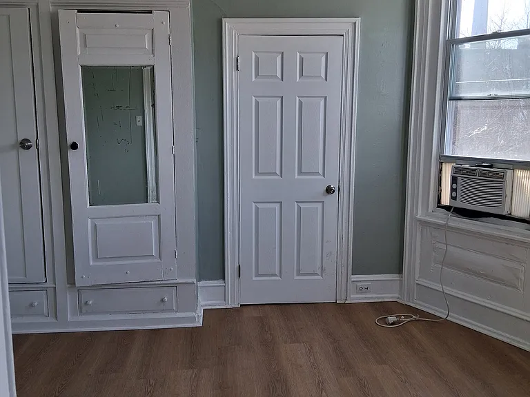 1150 W Tioga St #2F — Photo 2