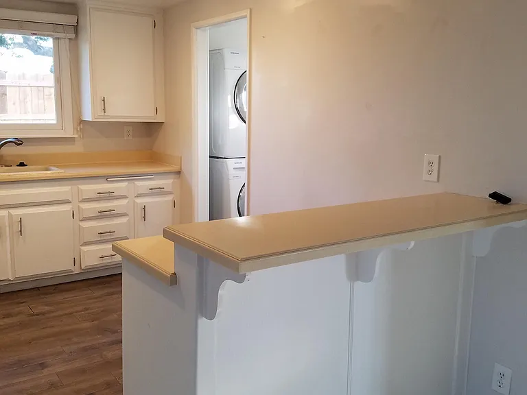 4004 Constellation Rd — Photo 4