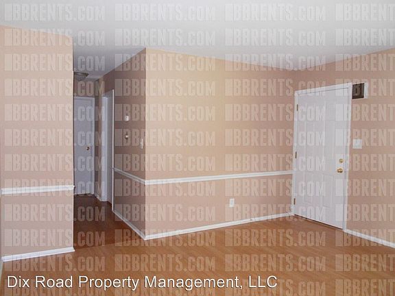 5th image of 6549 Canastota Dr
