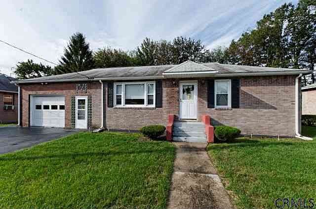 1st image of 10 Bosher Dr