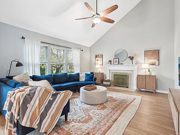 4th image of 1467 Carnoustie Cir