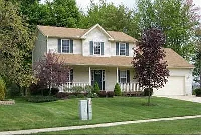 1056 Oak St photo 1
