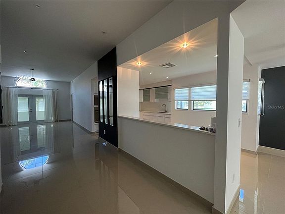 2nd image of 2675 Horseshoe Bay Dr