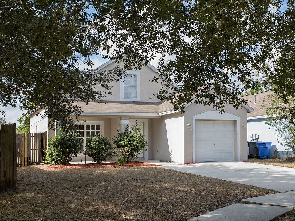 1st image of 11105 Robin Lake Ct