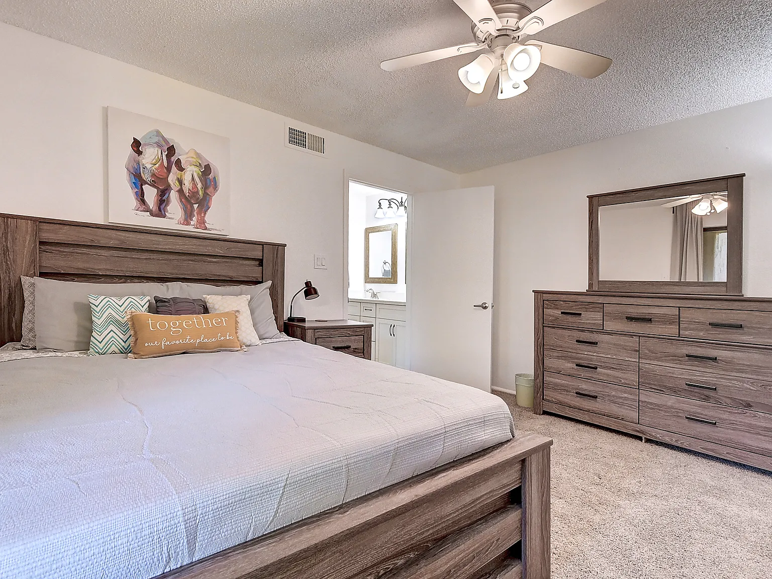 1 bed, 814 sqft, $2,500 — Photo 3