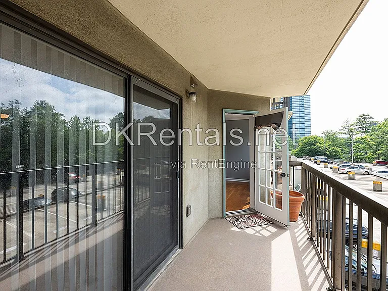 795 Hammond Dr #307 — Photo 24