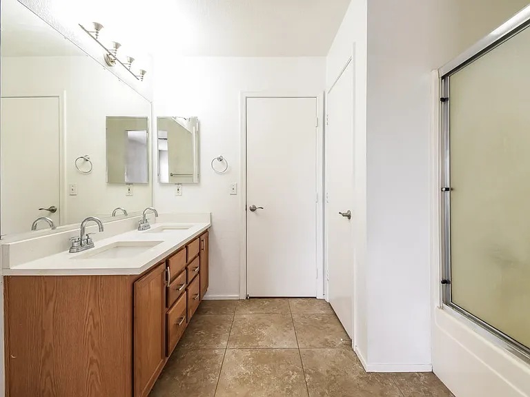 8918 E Oro Cir — Photo 11