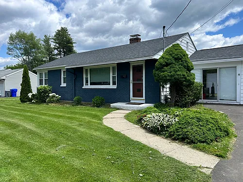 42 Parker St Photo 1