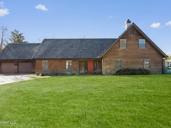 5109 Courthouse Rd, Gulfport, MS 39507