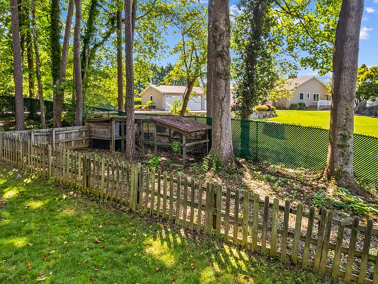 118 Revere Dr — Photo 43