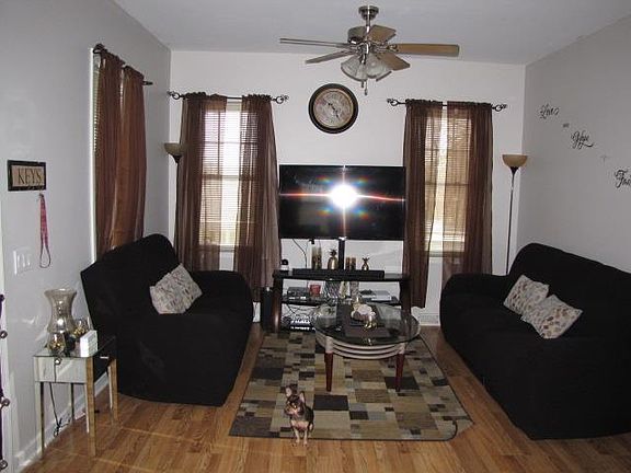 5th image of 230 Cleveland St