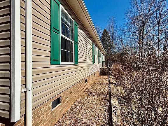 5th image of 191 Ashford Dr