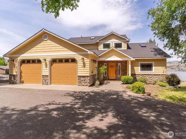 915 S Lakeshore Road, Chelan, WA 98816