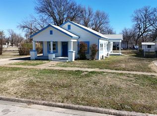 404 S 2nd St, Davis, OK 73030