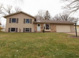13814 Gladiola Way, Apple Valley, MN 55124