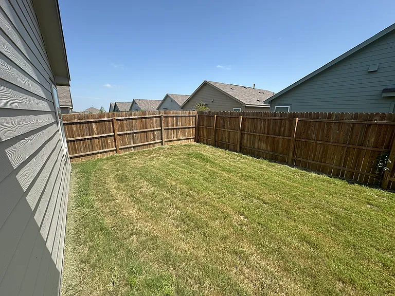 Meadow Crst — Photo 17