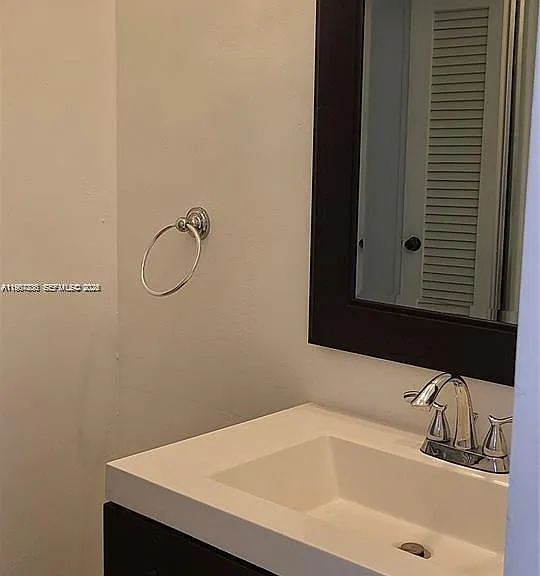 1540 NE 191st St #207 — Photo 12